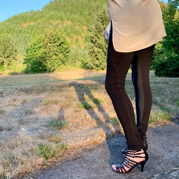 INC Int’l Concepts black mid/ high waisted riding pants style/ leggings - size 6 - Picture 4 of 6